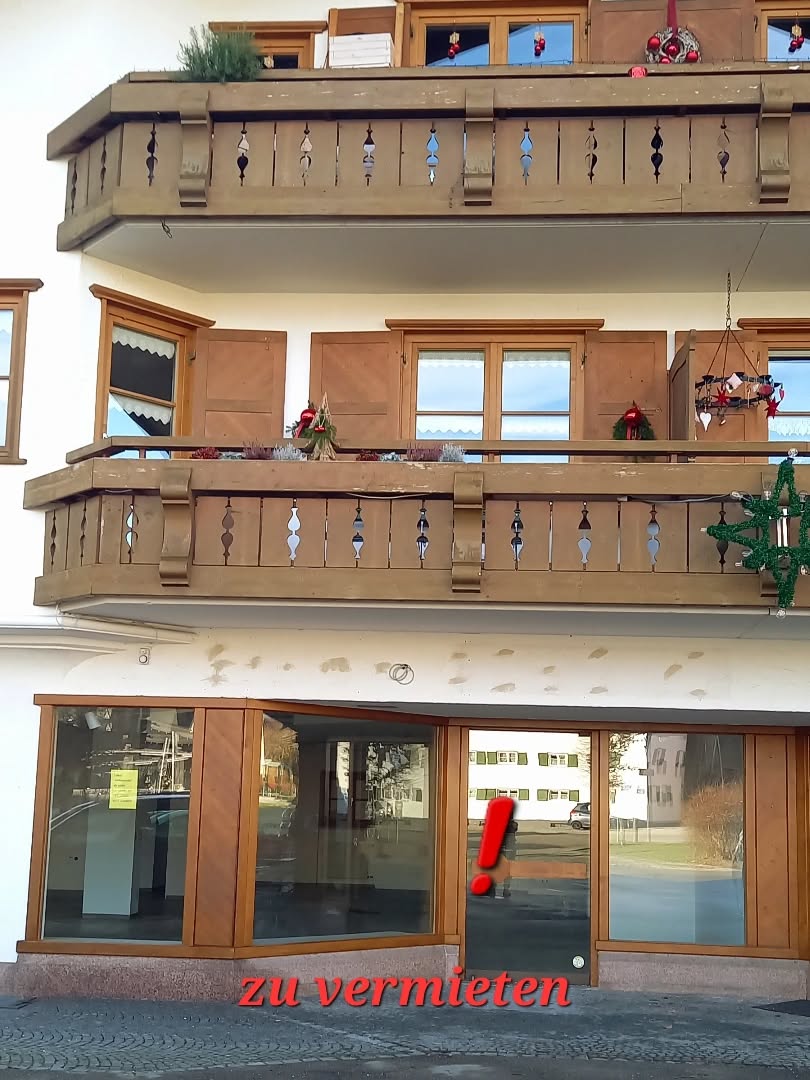 Laden in Ortsmitte von Fischen/Oberallgäu ab sofort zu vermieten ❗️
125 qm, EG, Parkplätze am Haus,  Vinylboden. 

0171-5019025 

#ladenzuvermieten