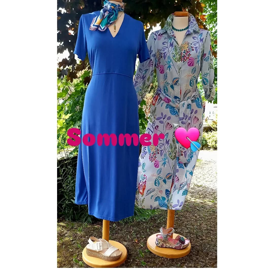 Herrlich weich fließende Naturfaserqualität von Vicci: blau 79.90, bunt 119.90
Weisse Gabor Sandalette 79.90
Bunte Laura Vita 89.90
#ruppanerschuheundmode #oberallgäu #gabor #lauravita #vicci